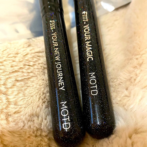 ✨YOUR MAJIC MOTD makeup brushes ✨ - Picture 5 of 5